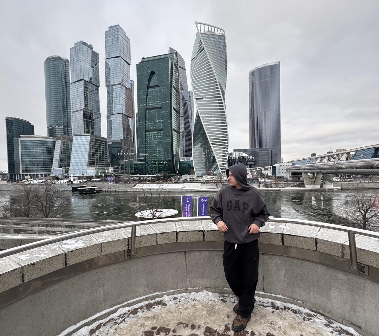 Автор